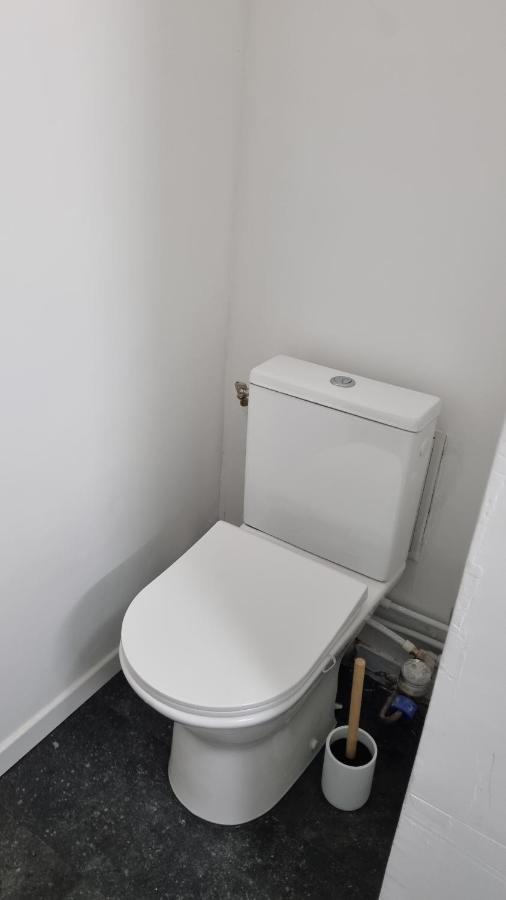 Studio Babylone - Parking & Wifi Chartres Exteriör bild